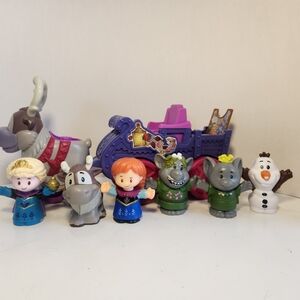 Fisher Price Little People Disney Frozen Wagon With 6 Figures With Baby Sven